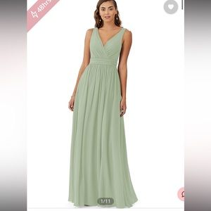 Azazie Kora Dress In Dusty Sage Color Size 14 Nev… - image 1